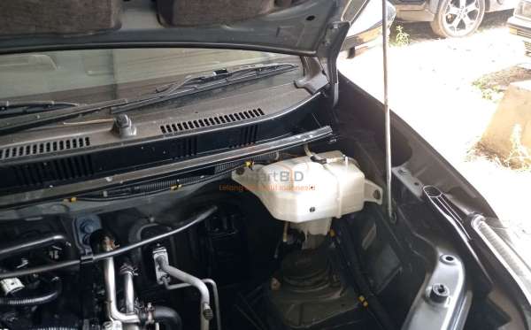 DAIHATSU XENIA