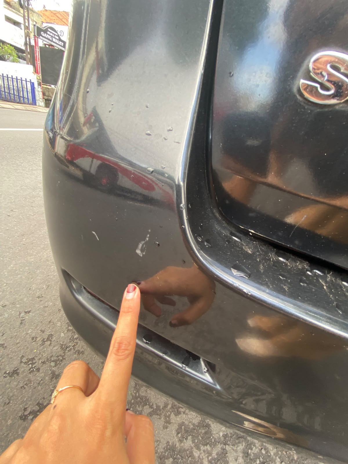 SUZUKI  ERTIGA  DX