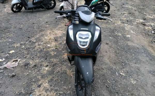 HONDA  GENIO