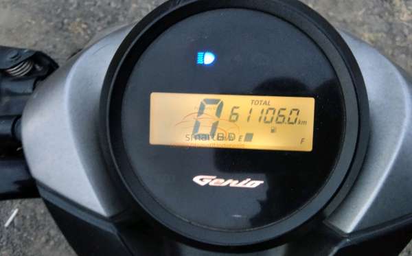 HONDA  GENIO