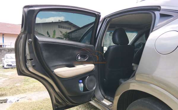 HONDA HRV 1.8 RS CVT CKD PRESTIGE