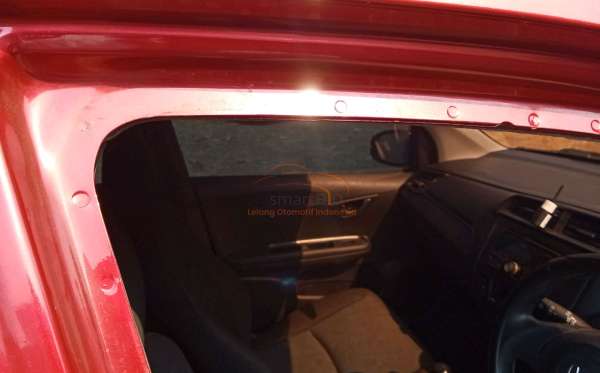 HONDA MOBILIO DD4 1.5 S