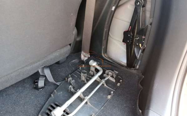 HONDA MOBILIO DD4 1.5 S