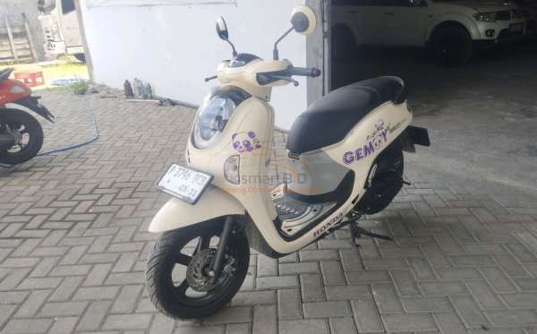 HONDA SCOOPY