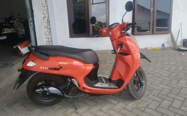 HONDA SCOOPY