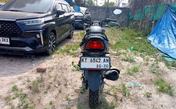 HONDA  CB 150 Verza