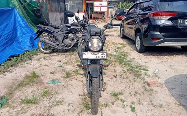 HONDA  CB 150 Verza