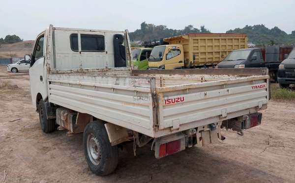ISUZU PHR54U