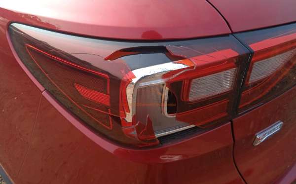 MG ZS LUX
