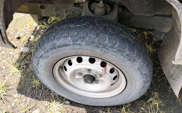 MITSUBISHI L300 PU FB-R (4X2)
