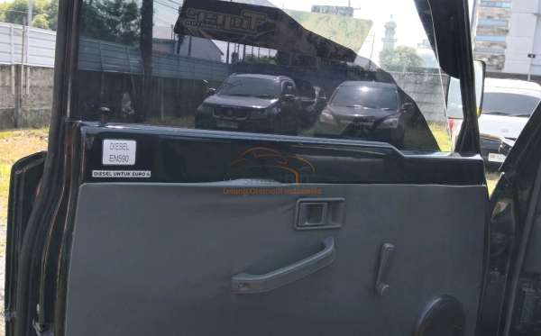 MITSUBISHI L300 PU FB-R (4X2)