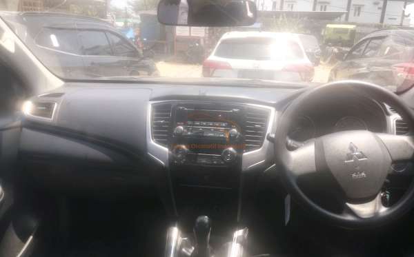MITSUBISHI DC GLS 4X4