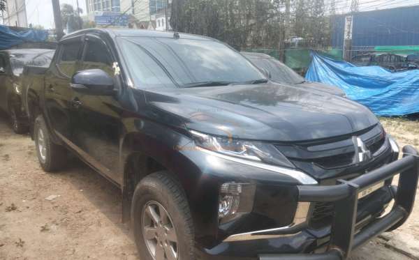 MITSUBISHI DC GLS 4X4