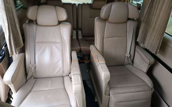 TOYOTA ALPHARD 2.4 G A/T