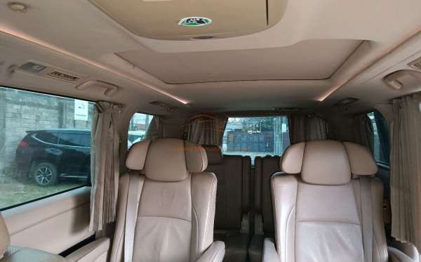 TOYOTA ALPHARD 2.4 G A/T