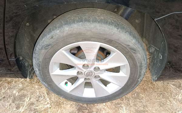 TOYOTA ALPHARD 2.4 G A/T