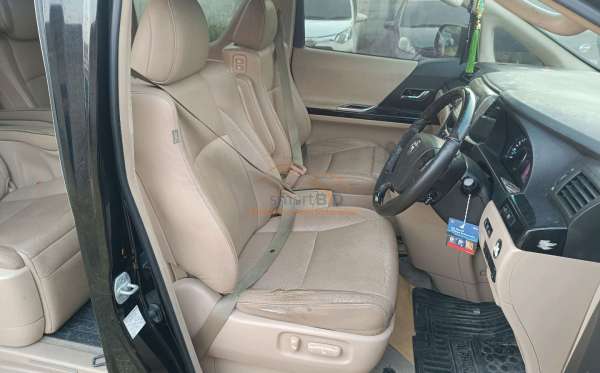 TOYOTA ALPHARD 2.4 G A/T
