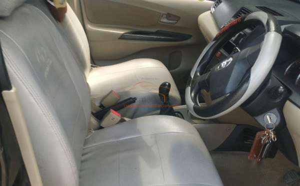 TOYOTA AVANZA 1.3 G