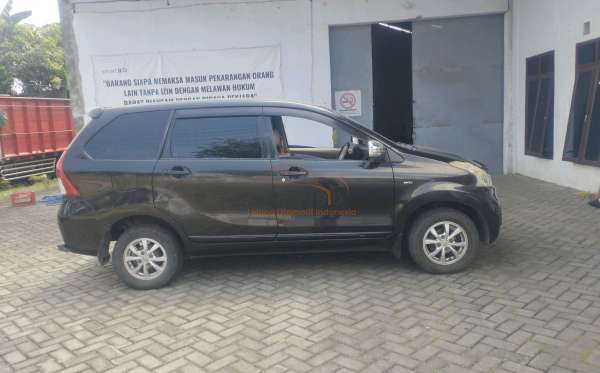 TOYOTA AVANZA 1.3 G