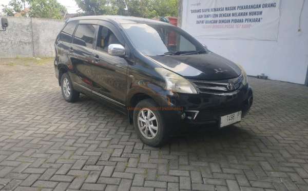 TOYOTA AVANZA 1.3 G