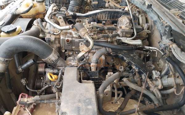 TOYOTA HILUX 2.4G DC