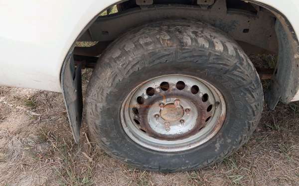 TOYOTA HILUX 2.4G DC