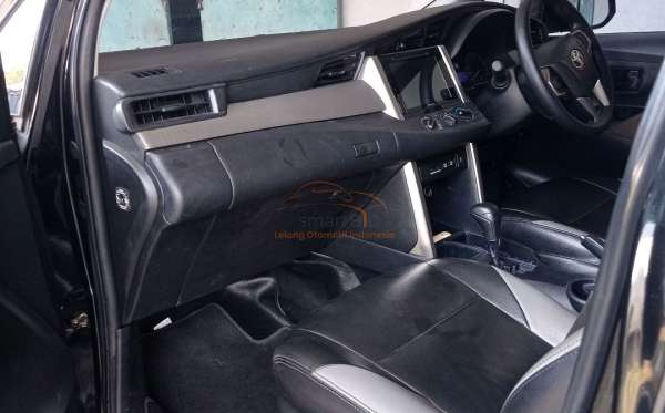 TOYOTA  INNOVA  2.4 G