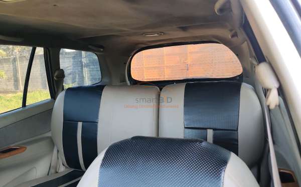 TOYOTA  INNOVA  V