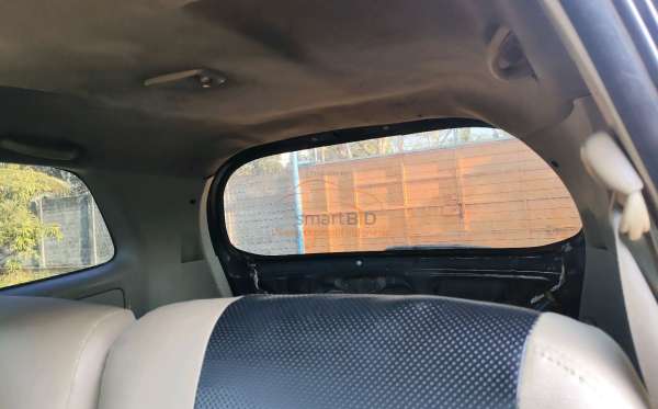 TOYOTA  INNOVA  V