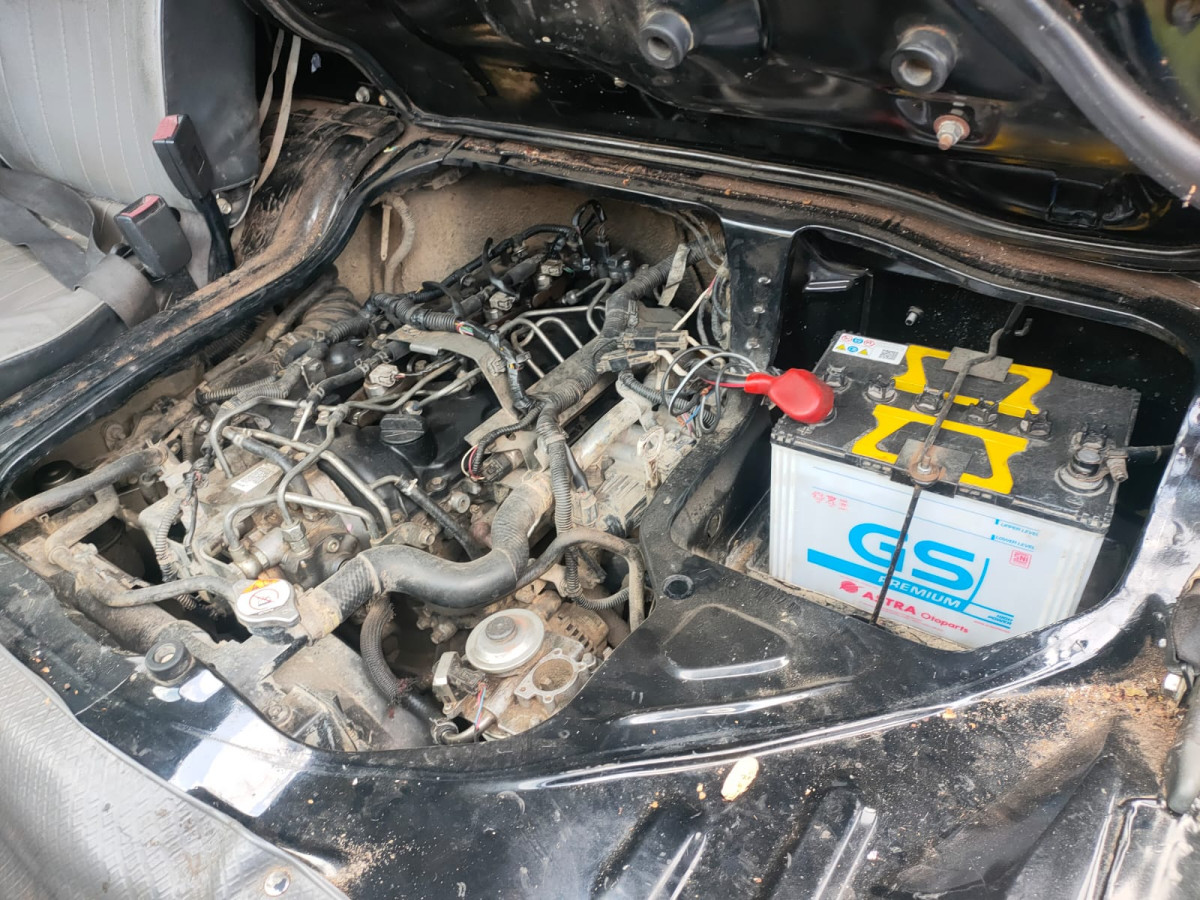 MITSUBISHI  L 300 L300 PU FB-R (4X2)