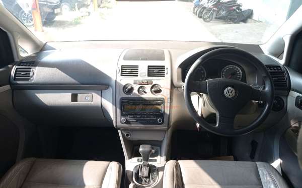 VW TOURAN 1.4