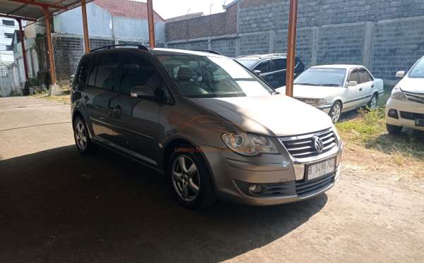 VW TOURAN 1.4