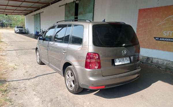 VW TOURAN 1.4