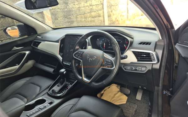 WULING ALMAZ 1.5L T LUX