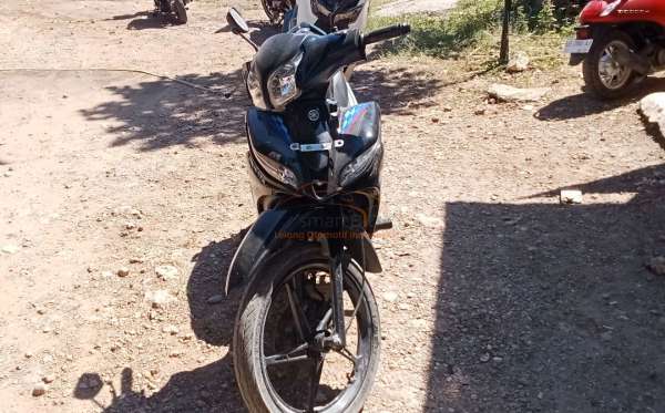 YAMAHA  JUPITER Z1