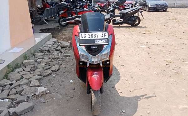 YAMAHA LEXI