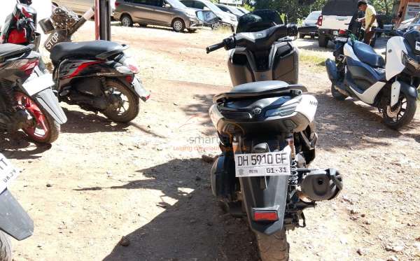 YAMAHA NMAX