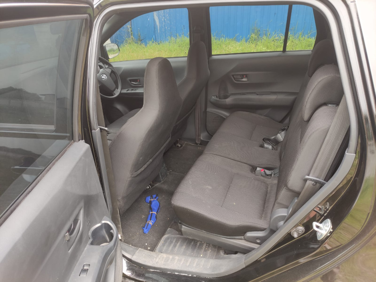 DAIHATSU  SIGRA  M