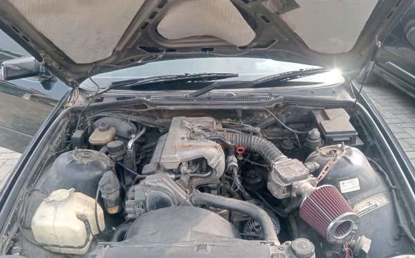 BMW 318i M/T