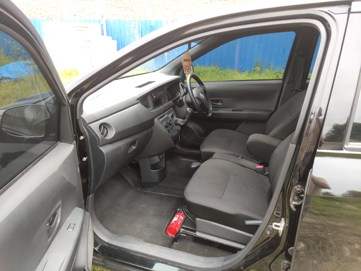 DAIHATSU  SIGRA  M