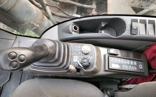 EXCAVATOR EXCAVATOR CX210C