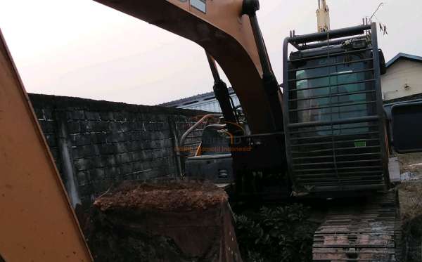 EXCAVATOR EXCAVATOR CX210C