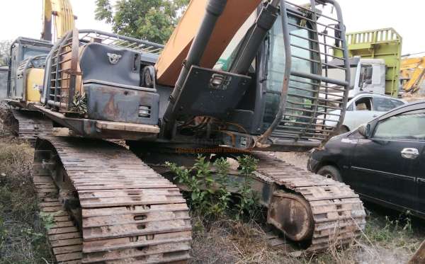 EXCAVATOR EXCAVATOR CX210C