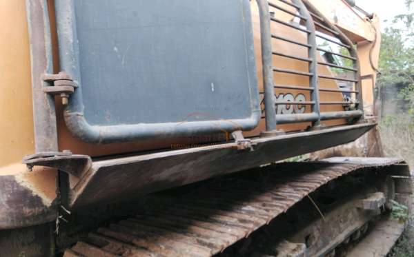 EXCAVATOR EXCAVATOR CX210C