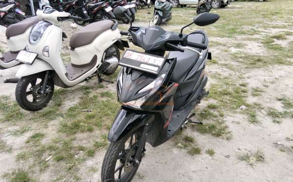 HONDA  BEAT