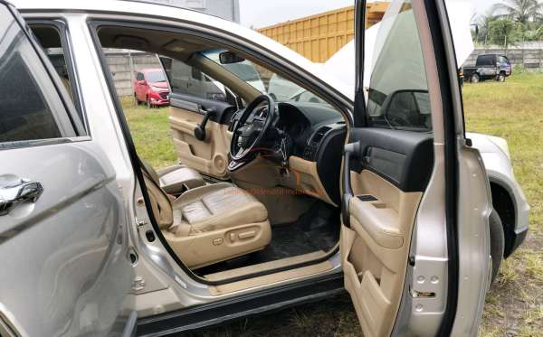 HONDA CR-V RE1 2WD 2.4 A/T