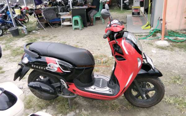 HONDA  SCOOPY