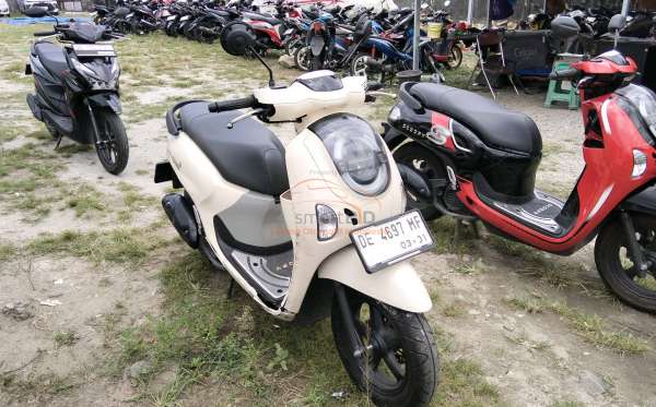 HONDA  SCOOPY