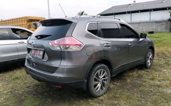 NISSAN X TRAIL 2.5
