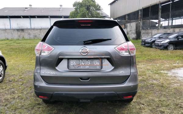 NISSAN X TRAIL 2.5